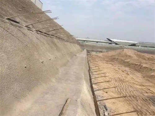 宜良河道边坡加固